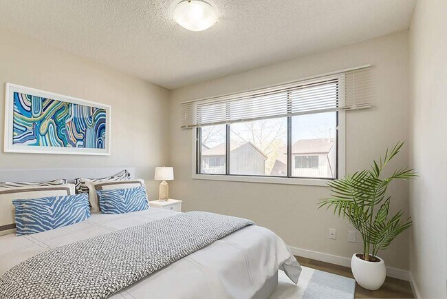 Photo du bâtiment - Westwood Estates