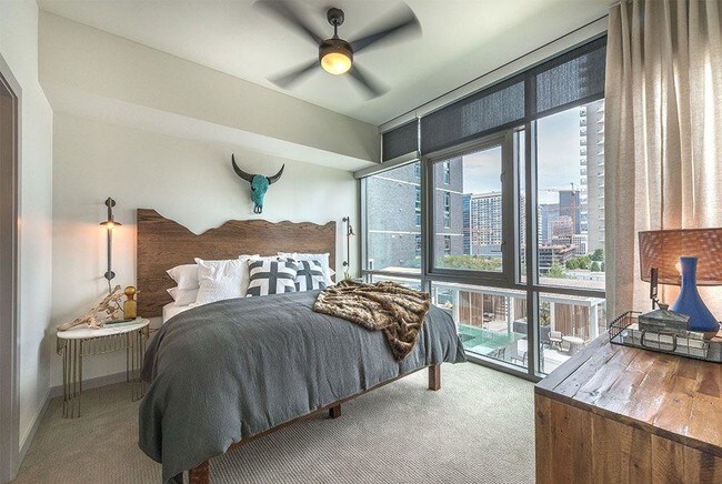 Foto del edificio - 2589 N Houston St