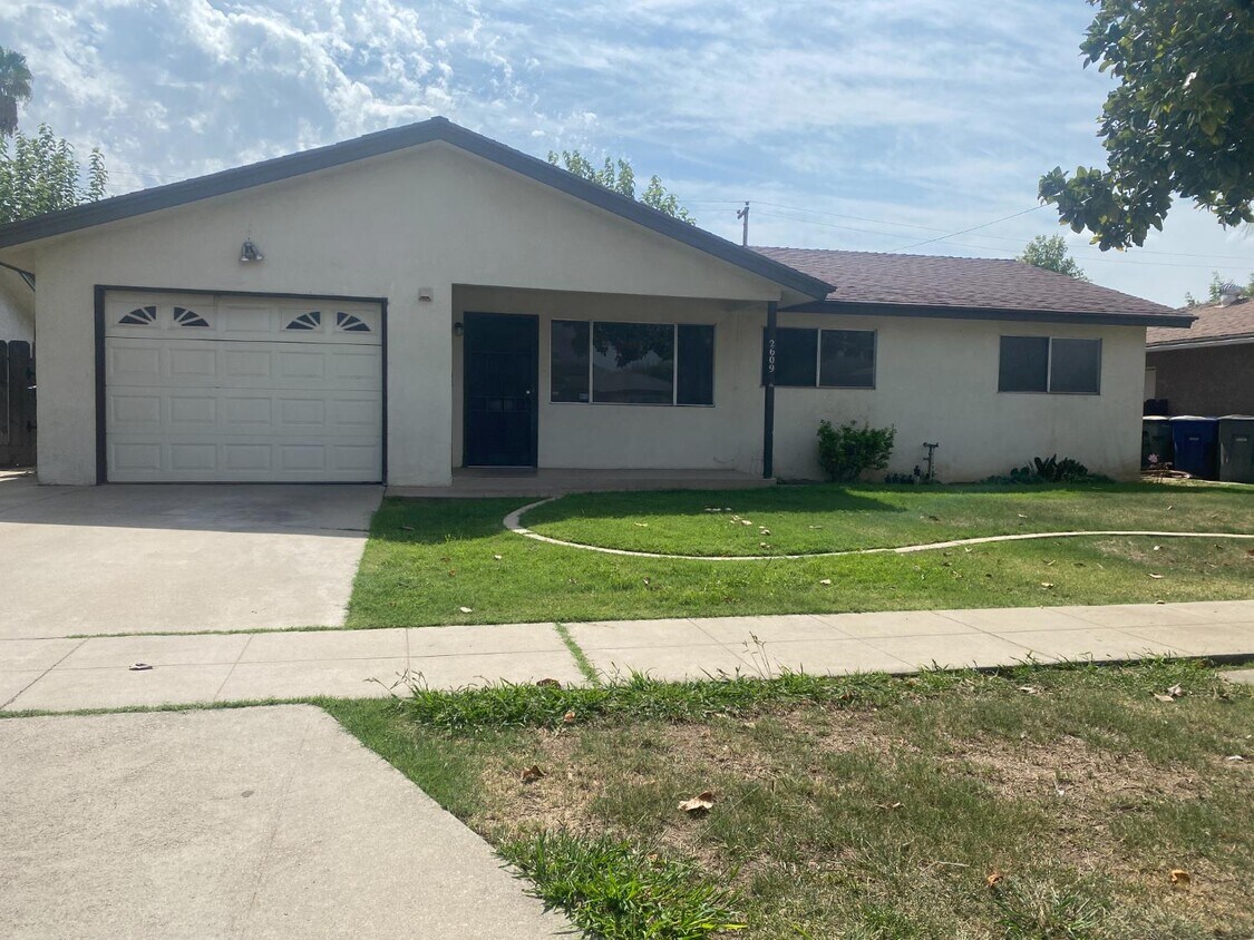 Foto principal - 2609 W Griffith Way