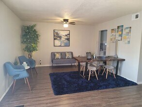 Antioch Crossing photo'