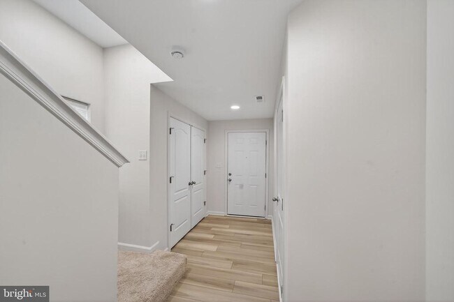 Foto del edificio - 338 Nocking Point Blvd