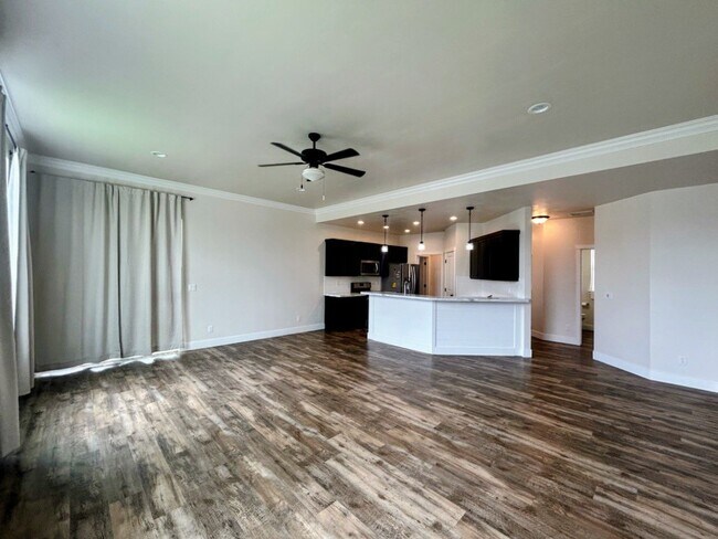 Foto del edificio - 929 Applewood Dr