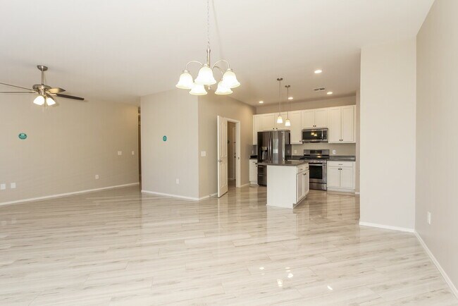 Foto del edificio - 8391 W Kittiwake Ln