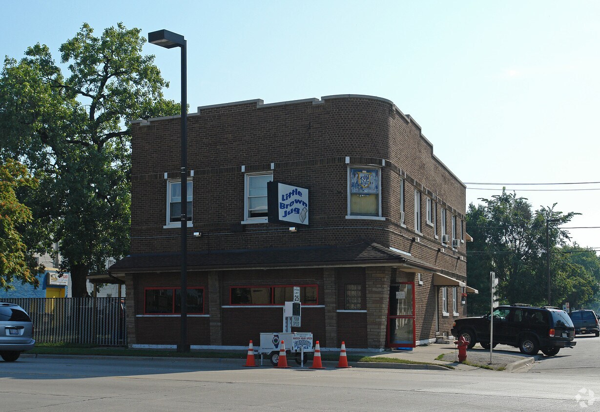 Primary Photo - 6021 S Archer Rd
