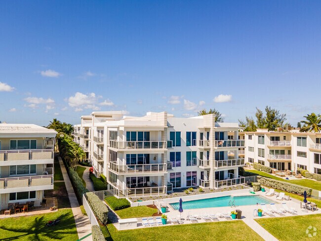 Building Photo - 1200 The Ocean