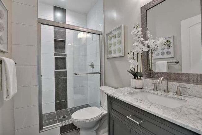 Building Photo - 651 BERNAL AVE