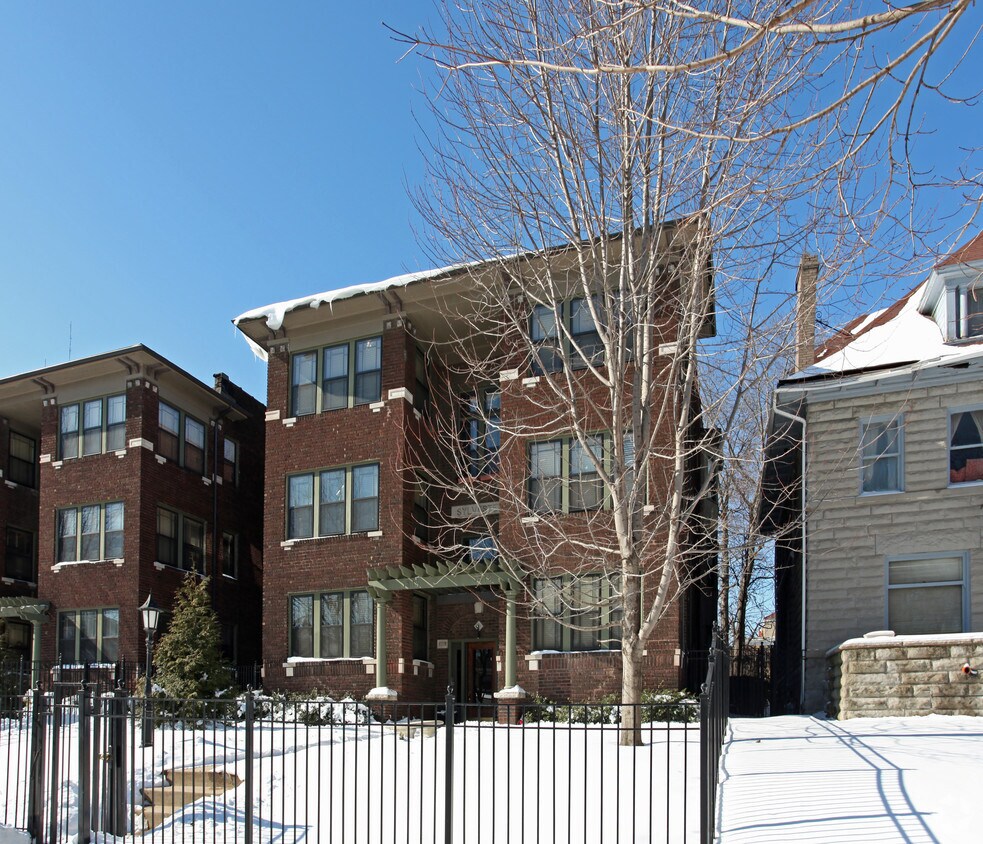 Building Photo - 3812-3814 Walnut St