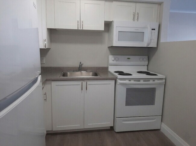 Photo du bâtiment - Breton Place Apartments