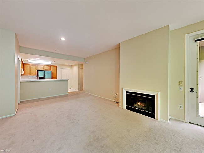 Building Photo - 2 br, 2 bath  - 200 Caldecott Ln Unit 108
