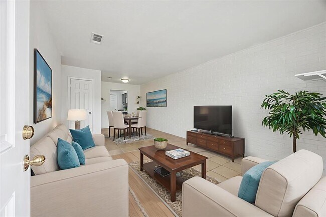 Foto del edificio - 8212 Sam Rayburn Dr