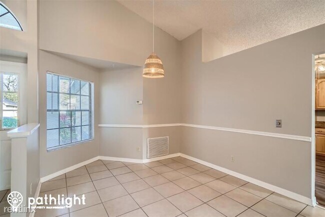 Foto del edificio - 3 br, 2 bath House - 4317 Kipling Ave UNIT