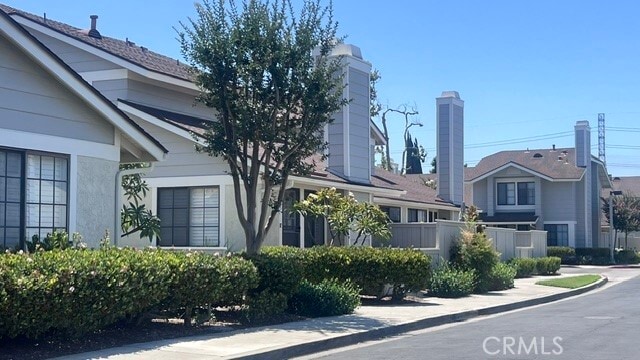 Building Photo - 1700 W Cerritos Ave