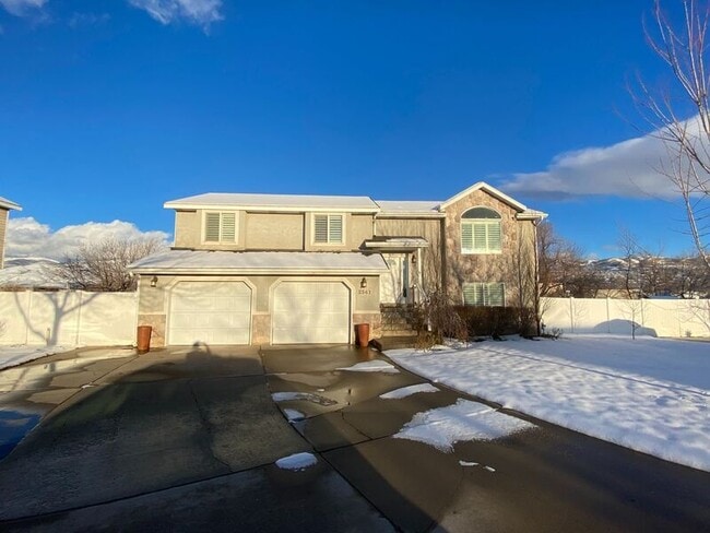 Building Photo - 2541 S 1400 W