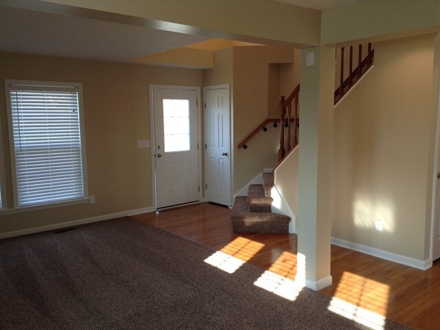 Building Photo - 2305 Treetop Lane