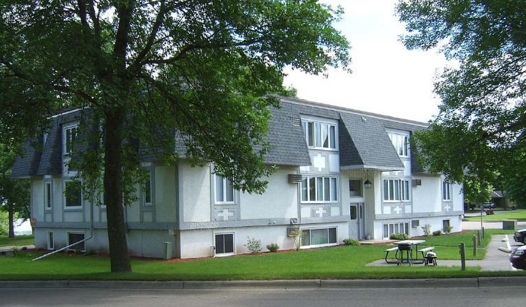 Building Photo - Shore Drive Apartments