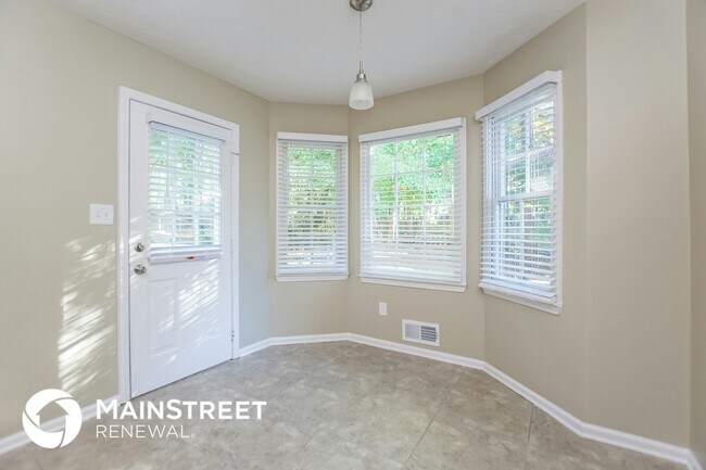 Foto del edificio - 371 Indian Hills Dr