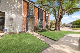 Building Photo - 14345 Misty Meadow Ln