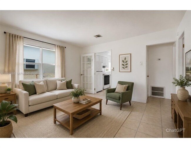 Building Photo - 1701 NE 55th St