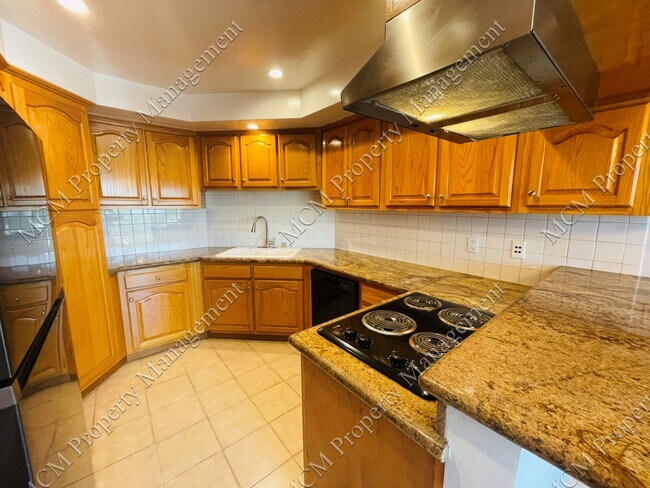 Unit 19 Kitchen - 5511 W Olympic Blvd