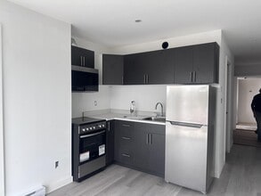 Building Photo - 995 England Ave Building Photo - 995 England Ave