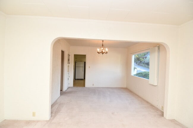 Foto del edificio - 1368 SE Overlook Ave