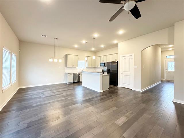 Building Photo - 557 S Utah Dr