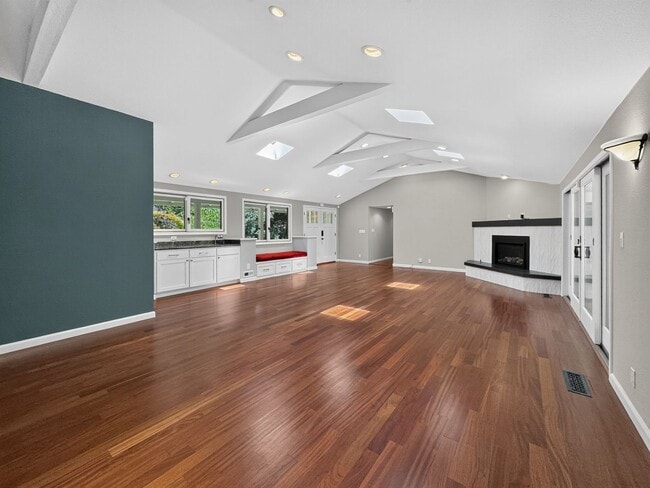 Building Photo - Gorgeous Single Level Home with Pool in Alamo Available Now!