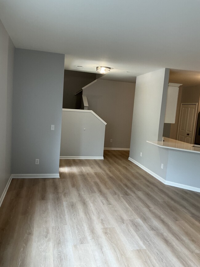 Building Photo - 29030 Cullen Dr