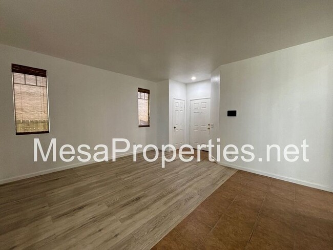 Foto del edificio - 13878 Summerwind St