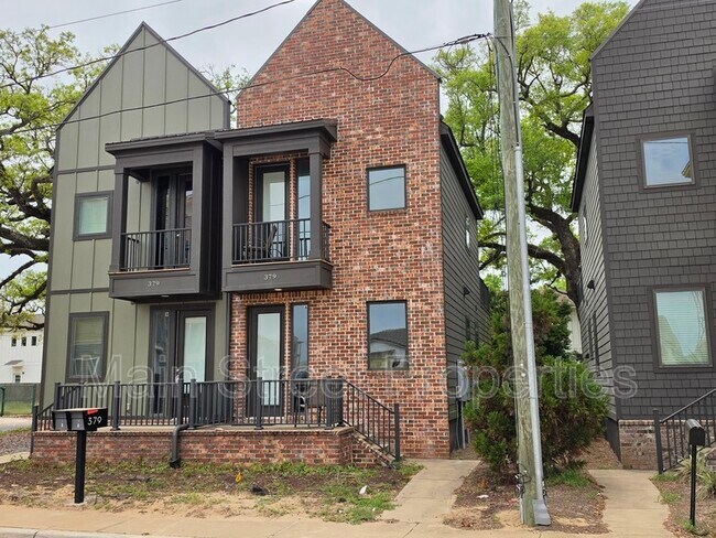 Foto del edificio - 379 S Clubbs St