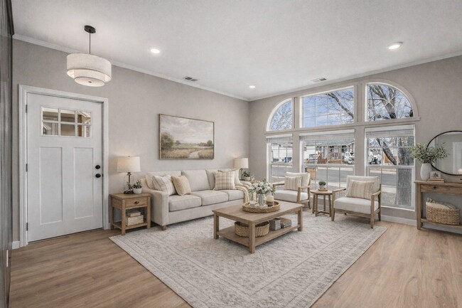 Building Photo - Just Remodeled!