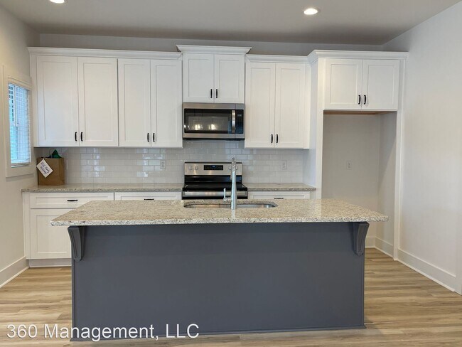Building Photo - 2 br, 2 bath House - 1090 Burrow Cir
