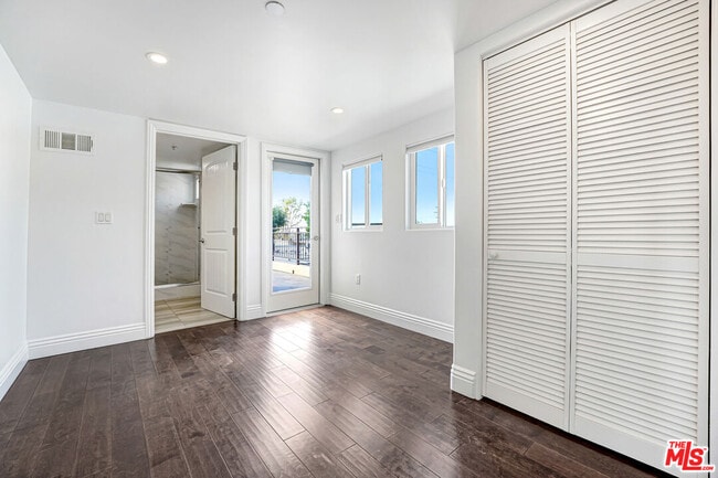 Foto del edificio - 1834 Euclid St