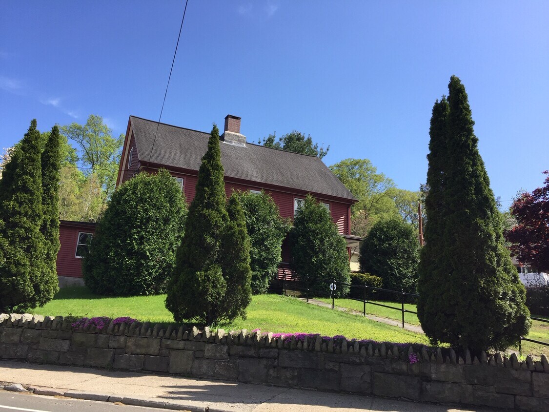 71 Elm St Unit 1, Ansonia, CT 06401 Apartments in Ansonia, CT