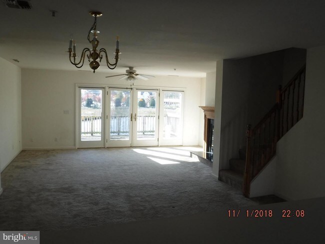 Building Photo - 4021 Seagate Square