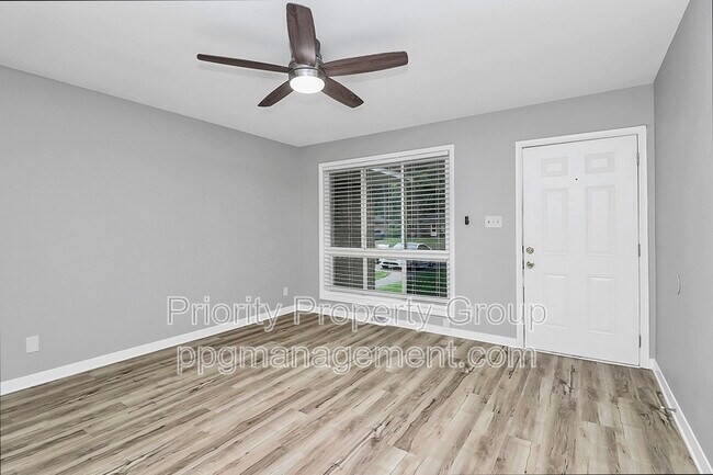 Foto del edificio - 1808 Herrin Ave