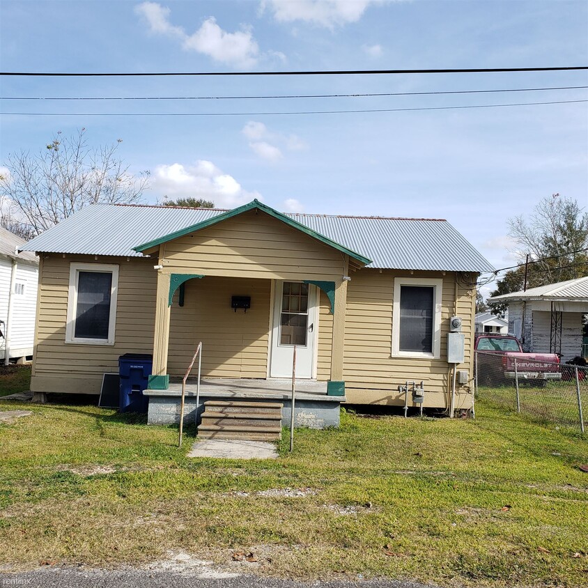 Foto principal - 2 br, 1 bath House - 1010 Louisa Ave