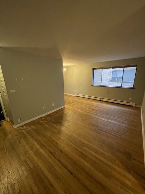 Foto del edificio - 541 W Oakdale Ave