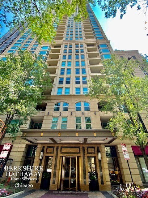Primary Photo - 25 E Superior Street