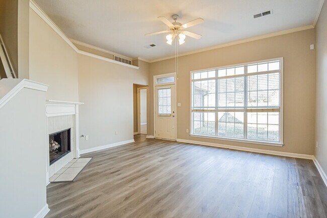 Foto del edificio - 7436 Bakers Glenn Ln