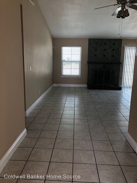 Building Photo - 3 br, 2 bath House - 10393 7th Ave.