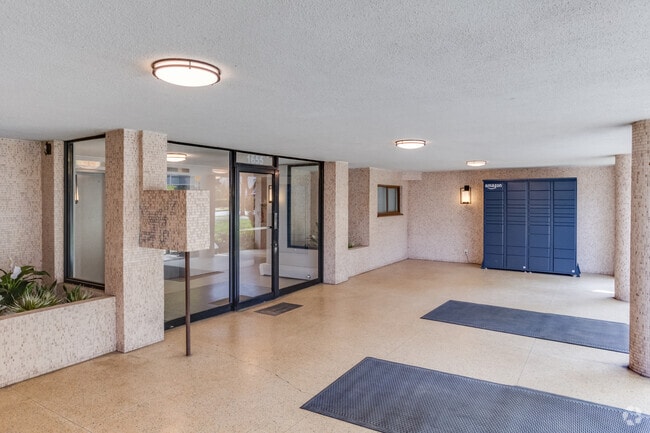 Entrance - Haro Apartments