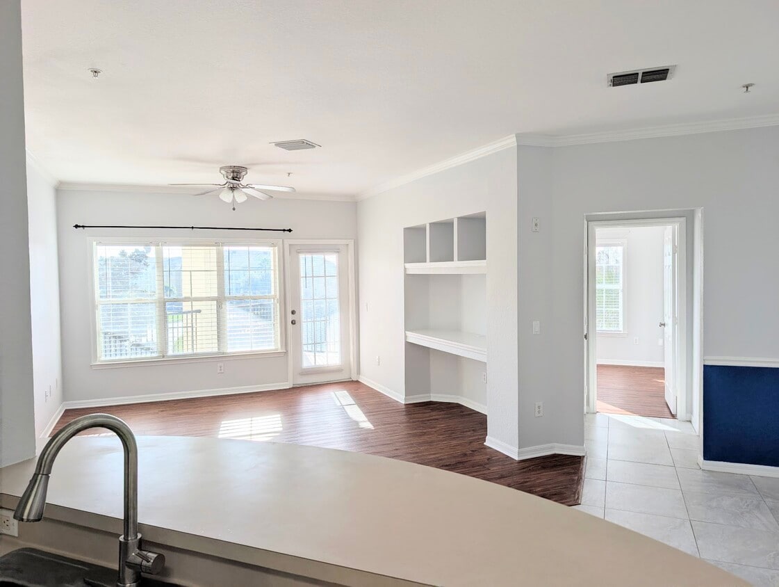 Photo - 3751 Conroy Rd (Orlando, FL)