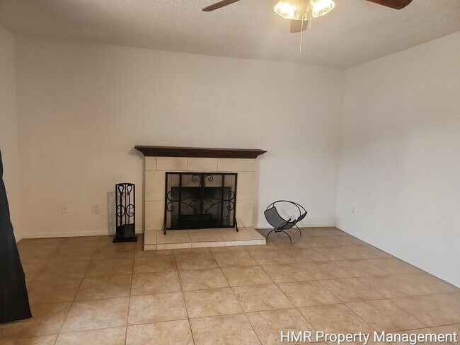 Building Photo - Spacious 4-Bedroom Home with Pool