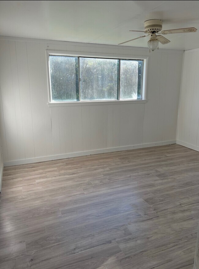 Foto del edificio - 10 Logaras Cir