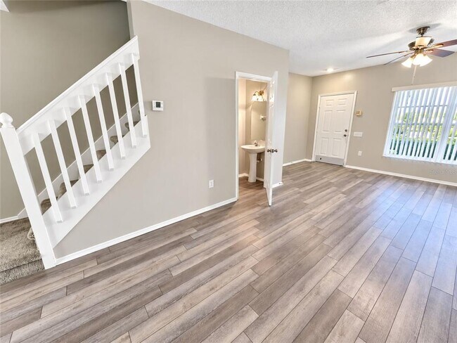 Building Photo - 30021 Playa Del Rey Ln