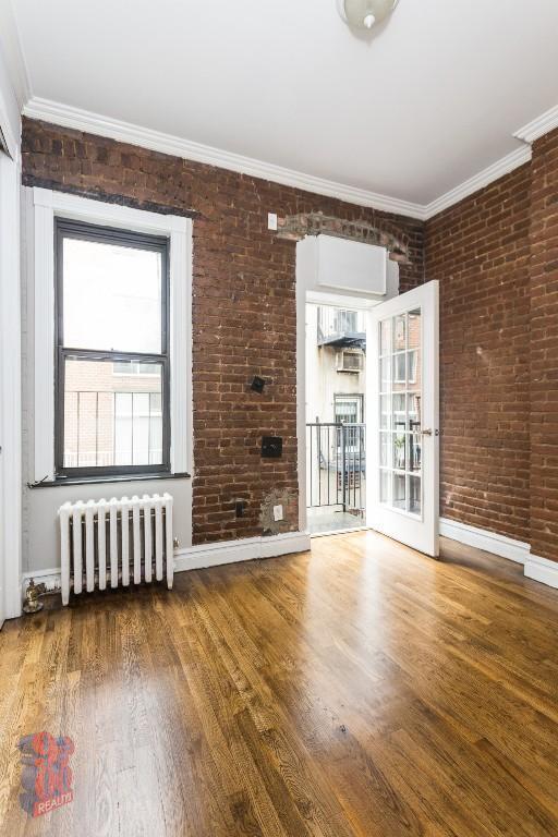 Building Photo - 219 E 23rd St