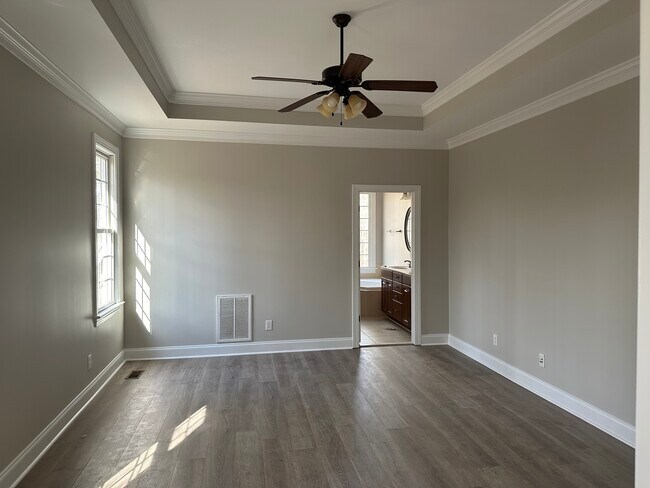 master bedroom - 125 Rastille Ln