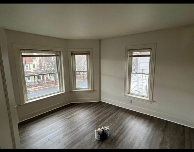 Foto del edificio - 230 Bosler Ave