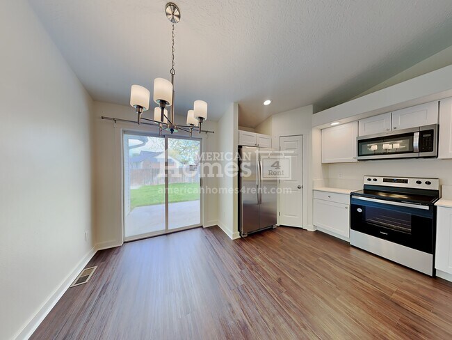 Foto del edificio - 536 N Copper River Drive